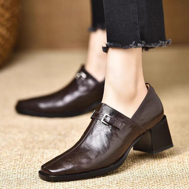 Women'S Fashion Trends Autumn 2025 - Damskie buty na wysokim obcasie kwadratowe
