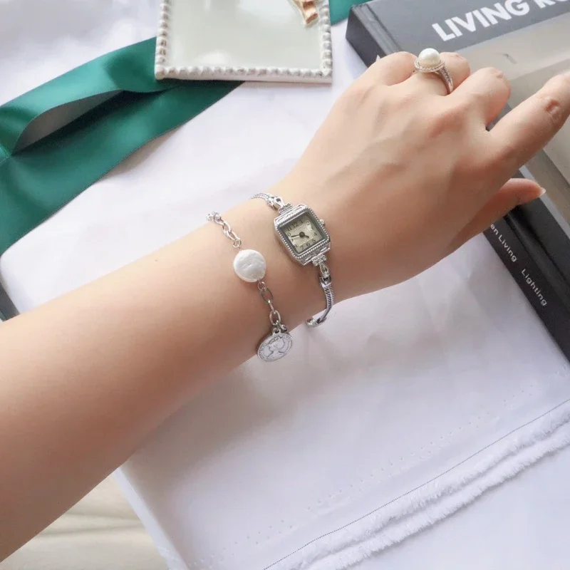 Delikatny i lekki luksusowy ze – Women'S Fashion Digital Watch recenzja i cena