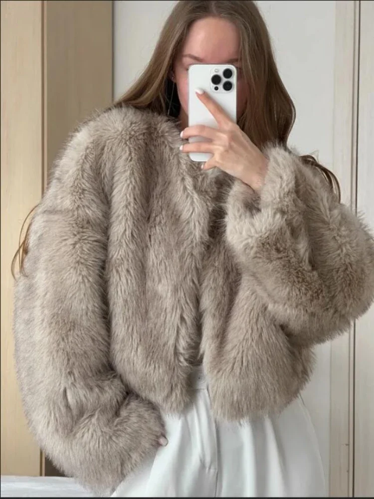 Kultowy tydzień mody ulicznej  – Women Fashion Icon recenzja i cena